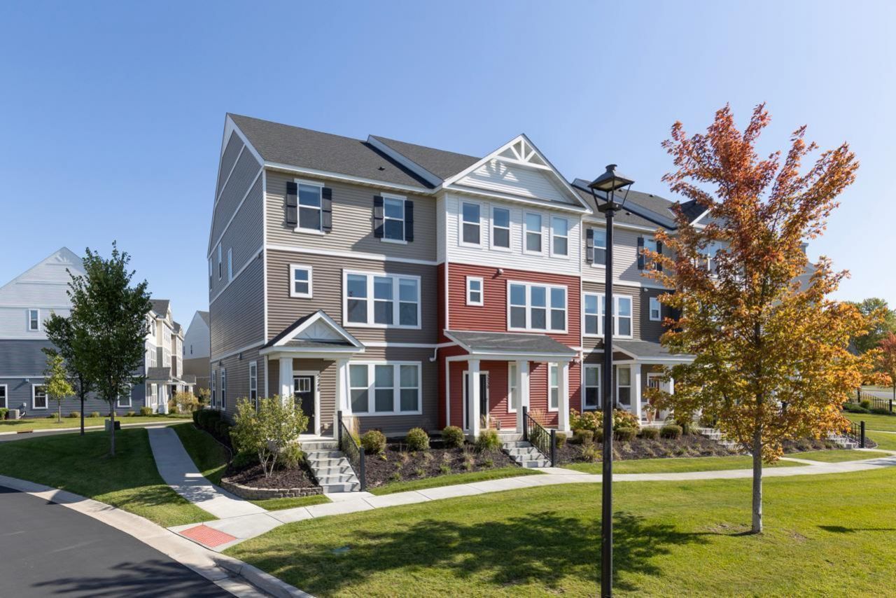 5248 Hampton Street Ne, Prior Lake, MN 55372 Main Photo