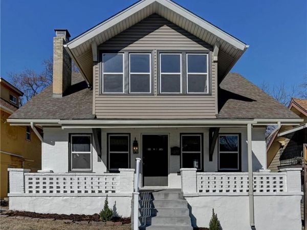 1326 Lake Avenue, Kansas City, MO 64109