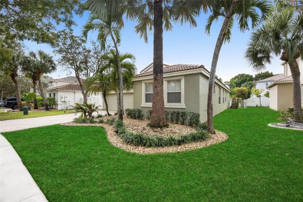 15624 SW 52nd Court, Miramar, FL 33027 Photo