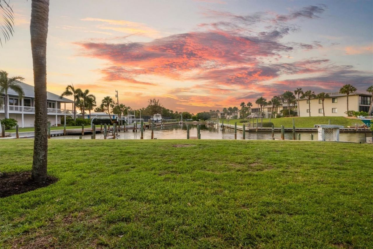 504 59th Street, Holmes Beach, FL 34217 Photo