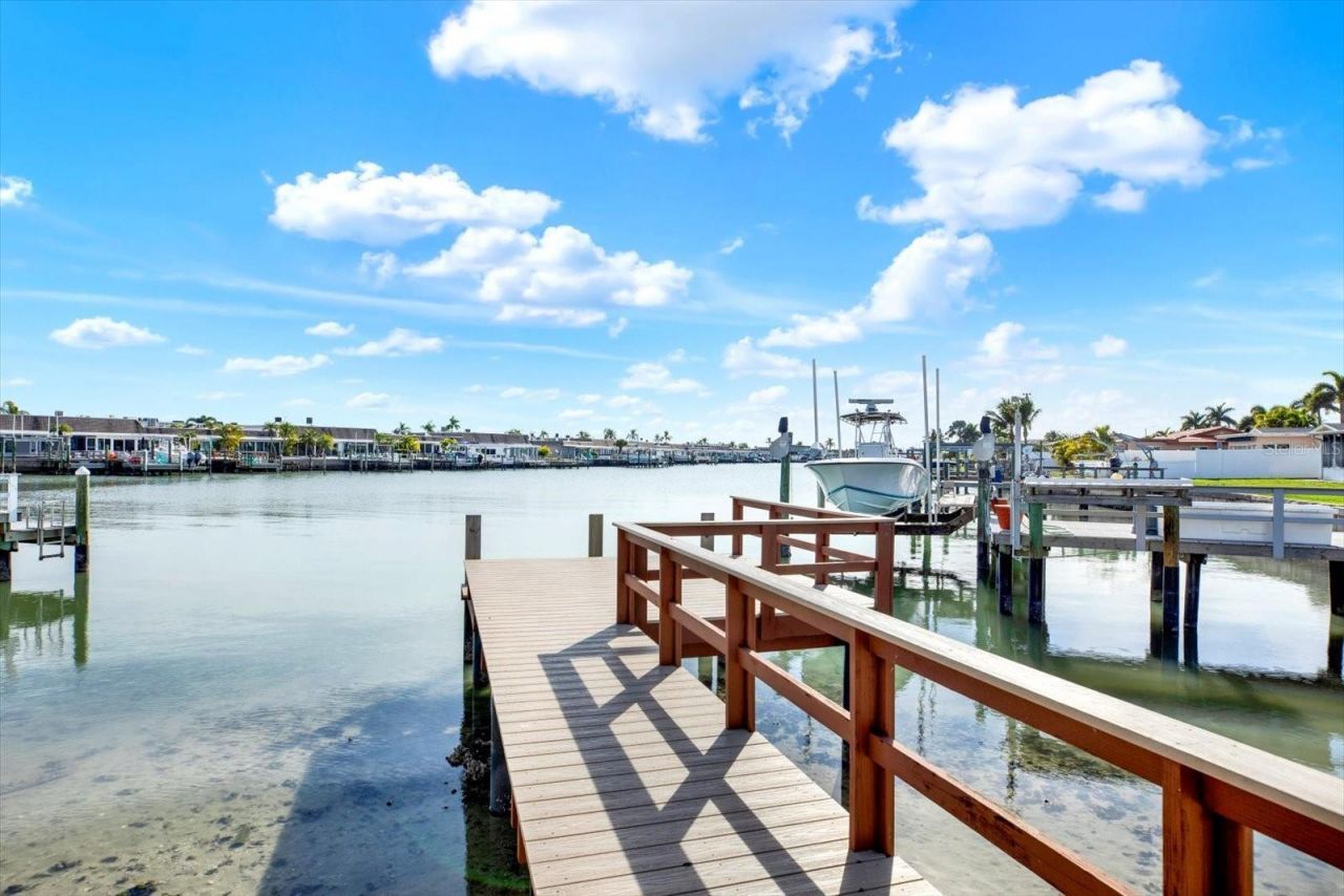 11628 Grove Street, Seminole, FL 33772 Photo