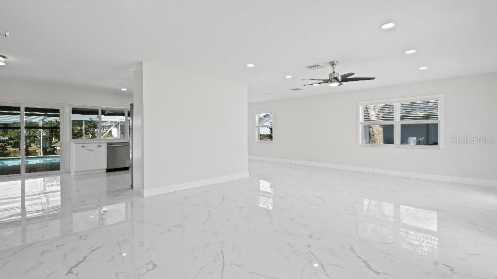 1024 Spindle Palm Way, Apollo Beach, FL 33572 Photo
