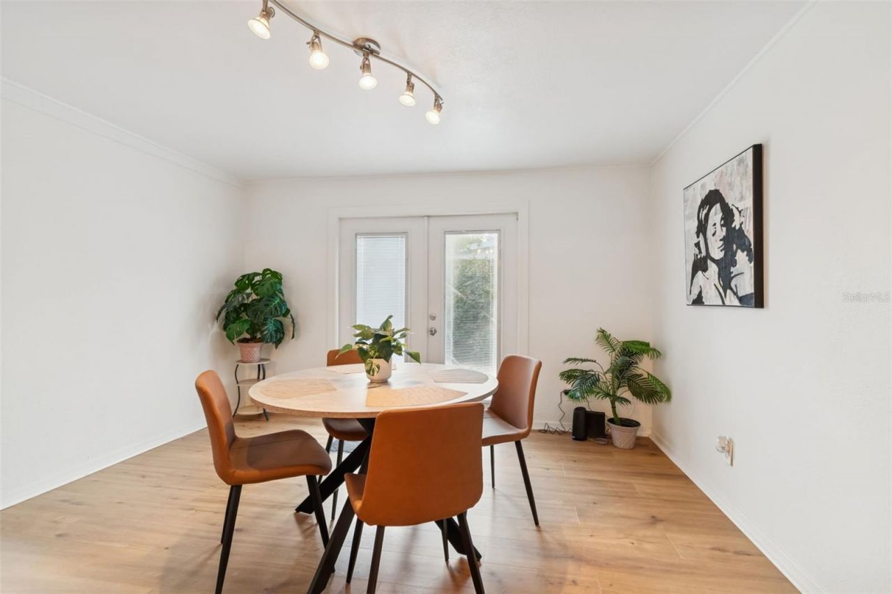 7631 18th Way N, Saint Petersburg, FL 33702 Photo