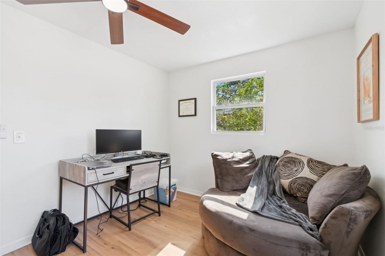 7631 18th Way N, Saint Petersburg, FL 33702 Photo