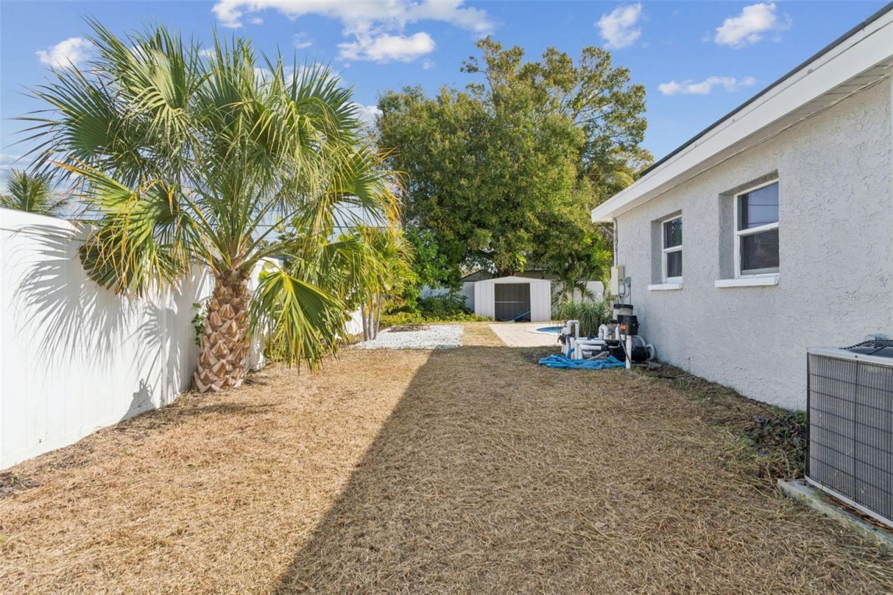 7631 18th Way N, Saint Petersburg, FL 33702 Photo