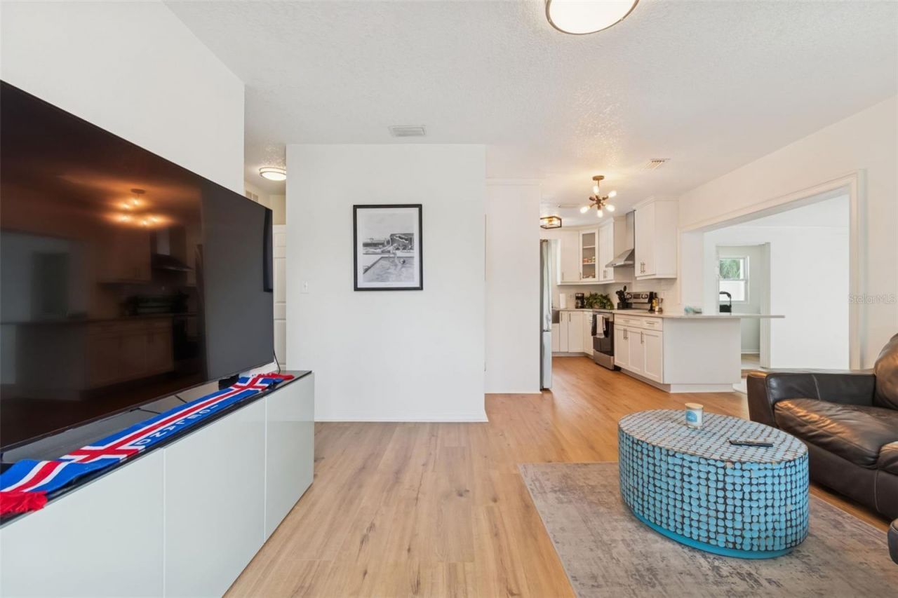 7631 18th Way N, Saint Petersburg, FL 33702 Photo