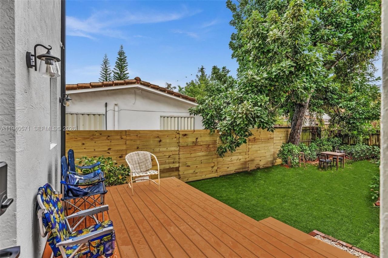 1636 SW 9th St, Miami, FL 33135 Photo