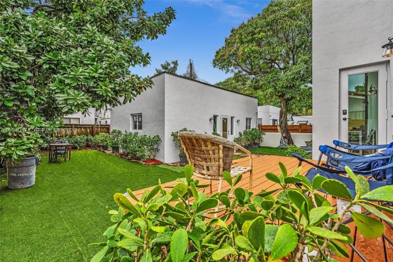 1636 SW 9th St, Miami, FL 33135 Photo