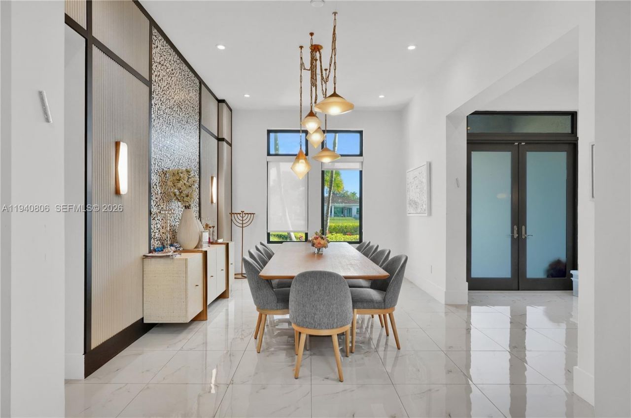 5635 Brookfield Cir W, Fort Lauderdale, FL 33312 Photo