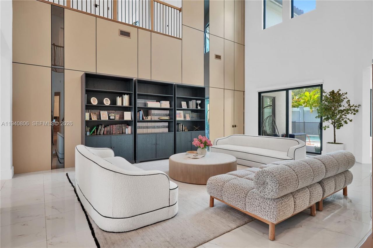 5635 Brookfield Cir W, Fort Lauderdale, FL 33312 Photo