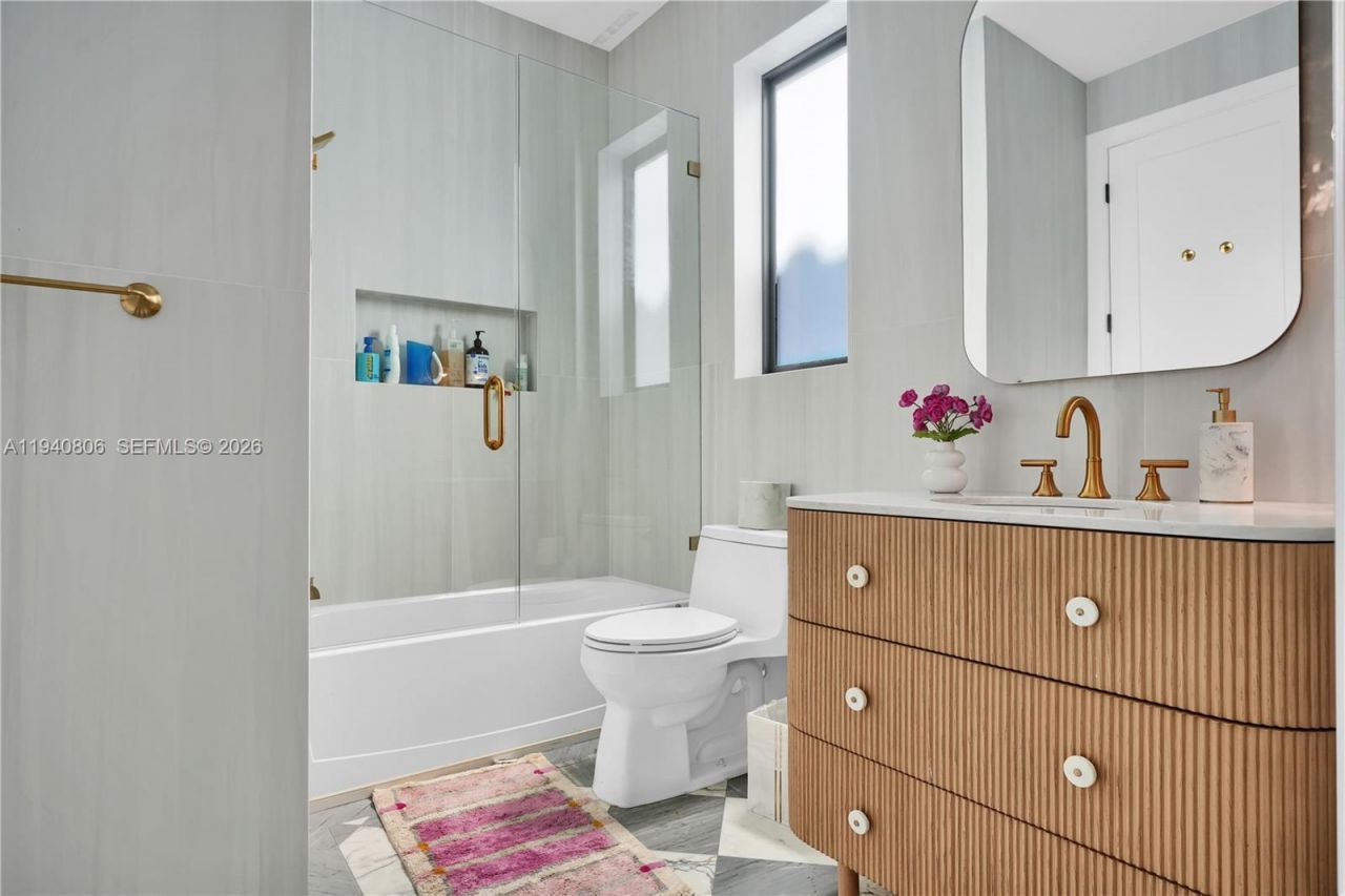 5635 Brookfield Cir W, Fort Lauderdale, FL 33312 Photo