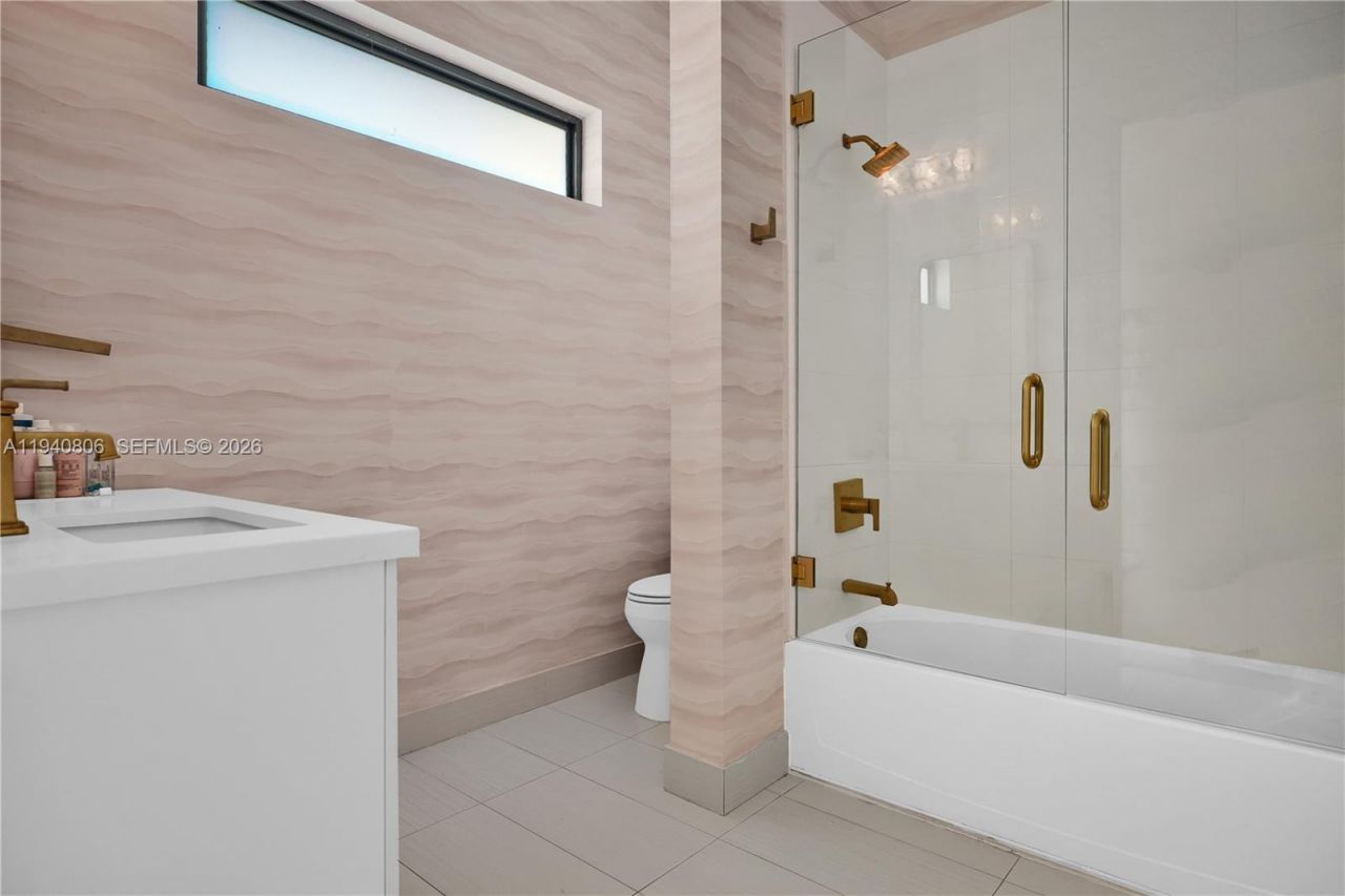 5635 Brookfield Cir W, Fort Lauderdale, FL 33312 Photo