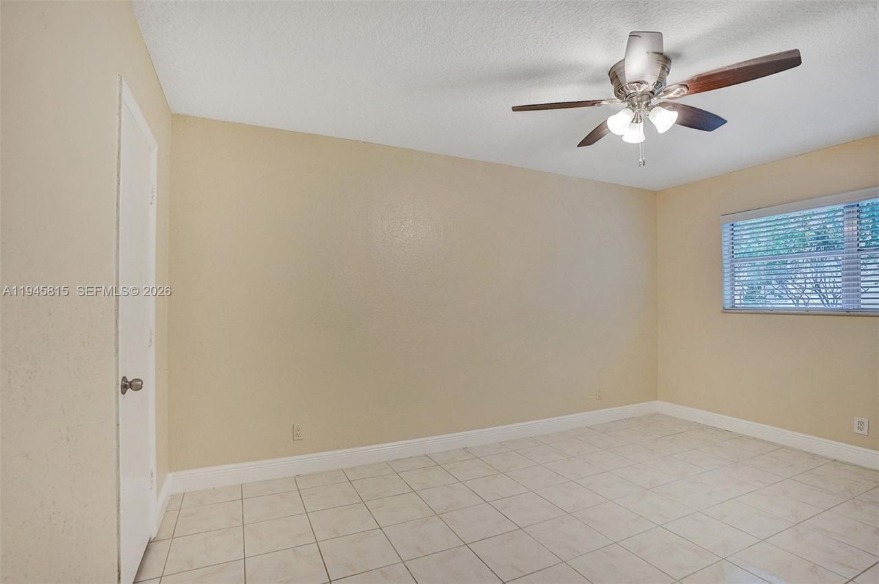 601 SE 5th Ct, Unit 110, Fort Lauderdale, FL 33301 Photo