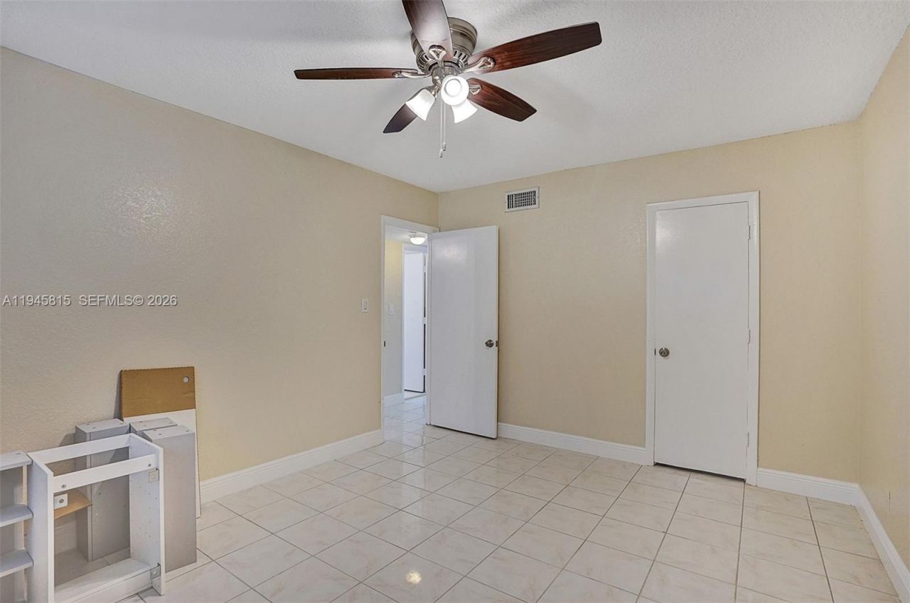 601 SE 5th Ct, Unit 110, Fort Lauderdale, FL 33301 Photo