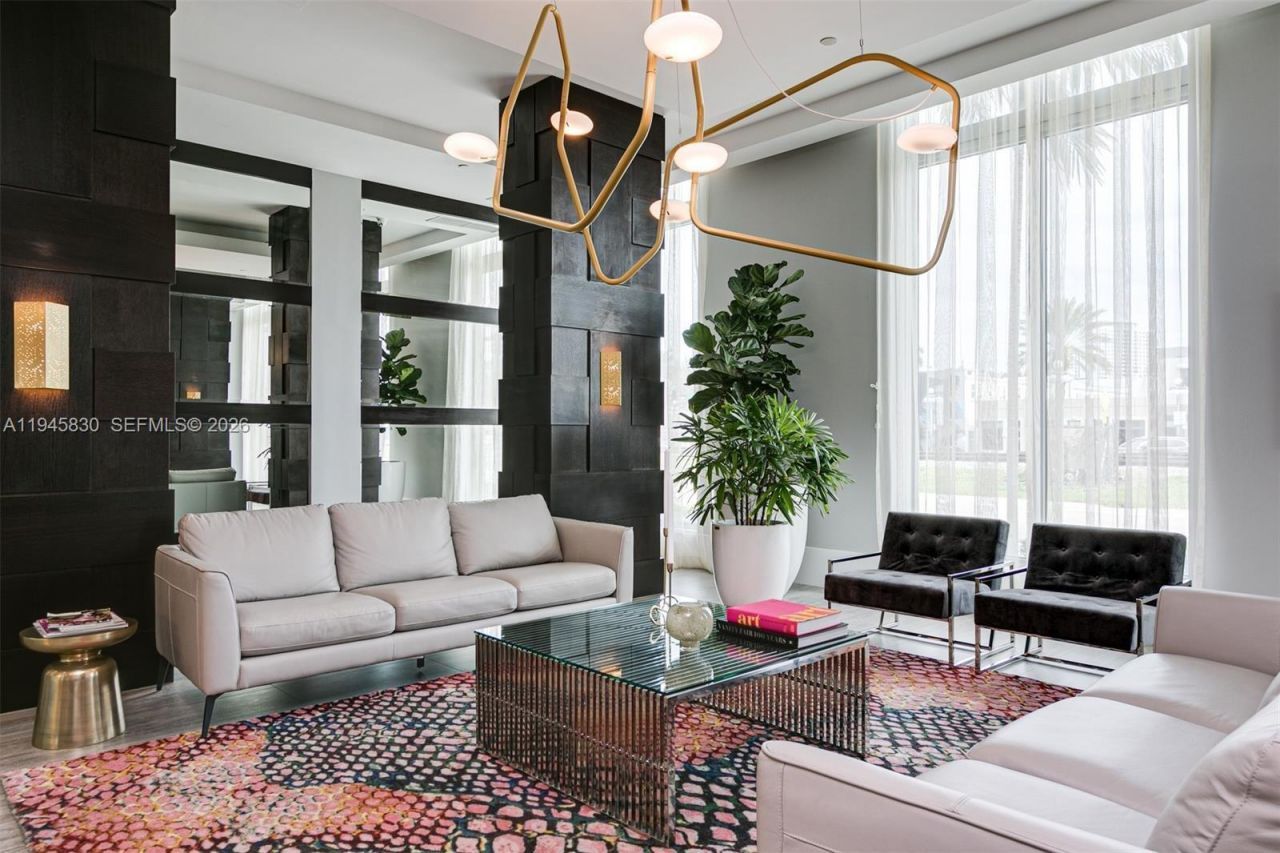 140 S Dixie Hwy, Unit TH101, Hollywood, FL 33020 Photo