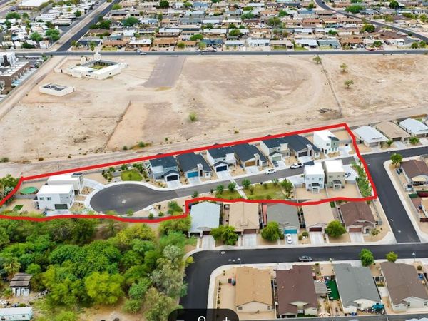141 W LATONA Road, Phoenix, AZ 85041