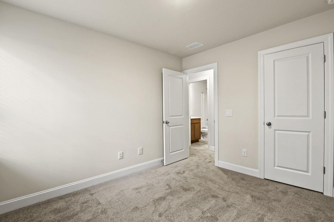 101 Langley Drive Photo 15