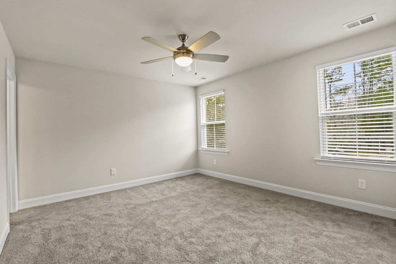 101 Langley Drive Photo 23