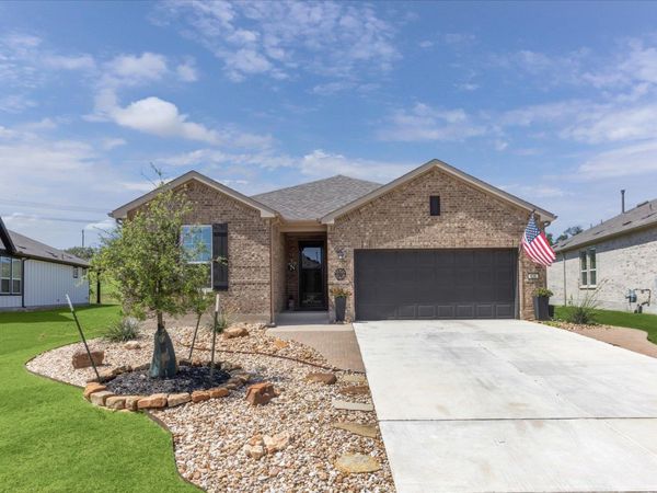 636 Martingale ST, Georgetown, TX 78633