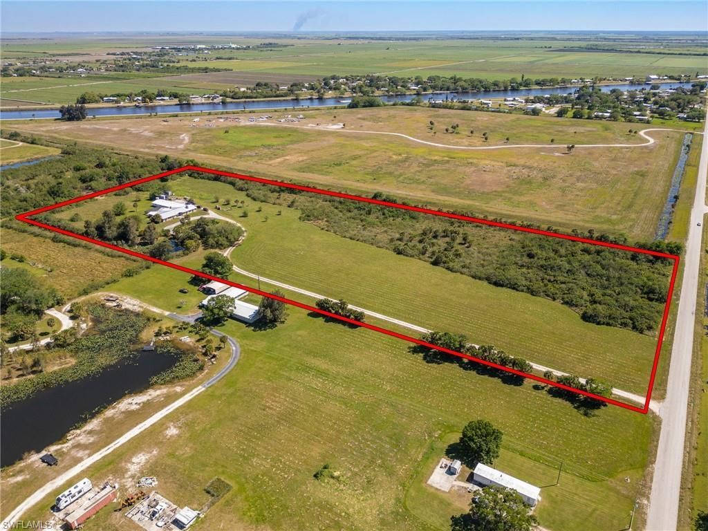 1085 West Ave, Moore Haven, FL 33471 Photo