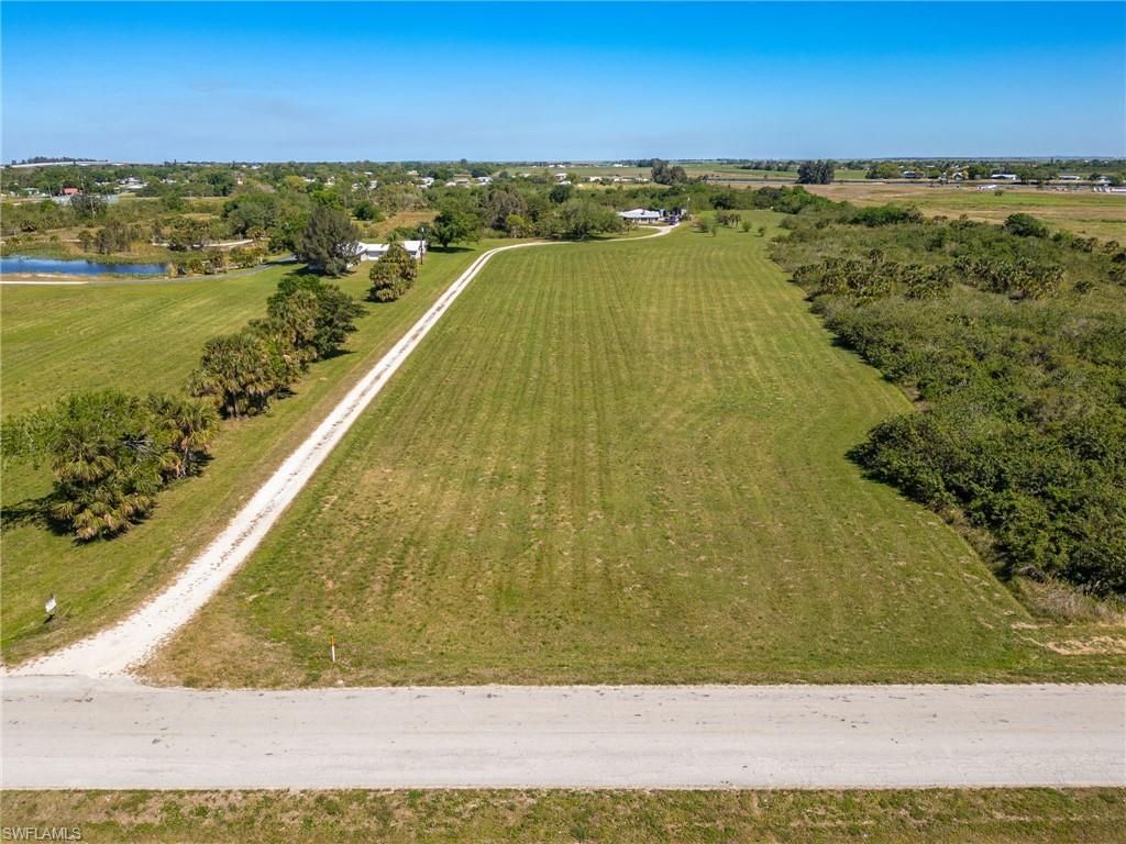 1085 West Ave, Moore Haven, FL 33471 Photo