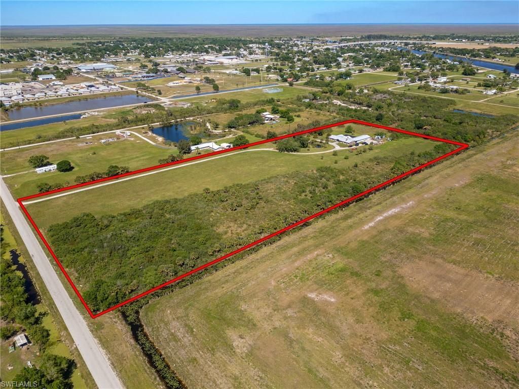 1085 West Ave, Moore Haven, FL 33471 Photo