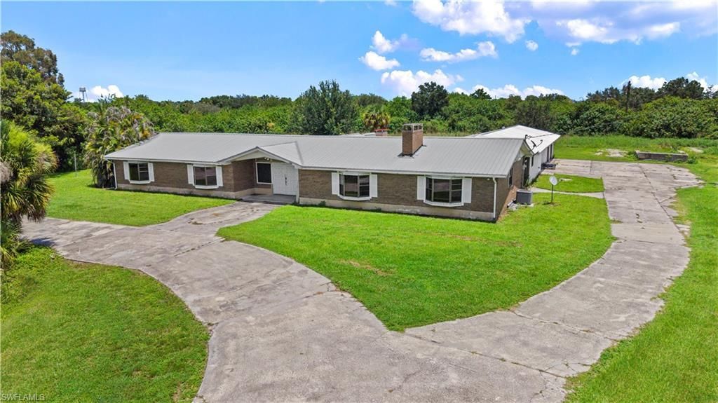 1085 West Ave, Moore Haven, FL 33471 Photo