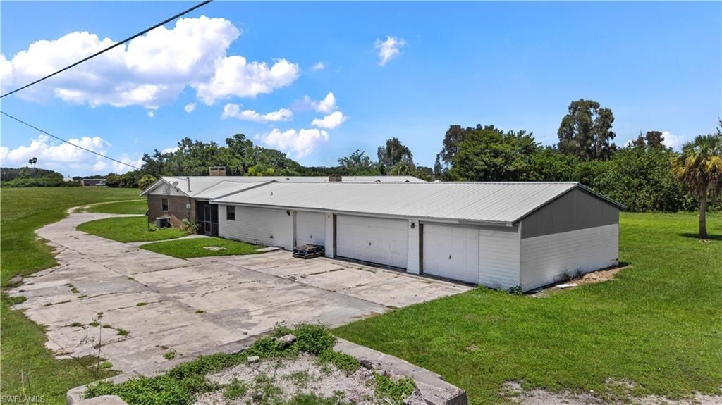1085 West Ave, Moore Haven, FL 33471 Photo