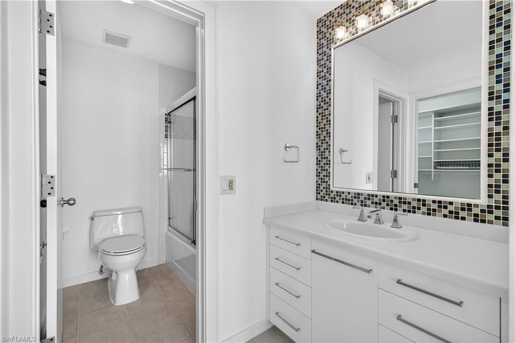 3402 W Riverside Dr, Fort Myers, FL 33901 Photo