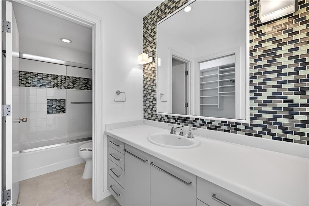 3402 W Riverside Dr, Fort Myers, FL 33901 Photo