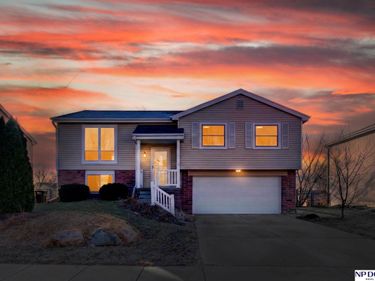 15265 Wirt Street, Omaha, NE 68116