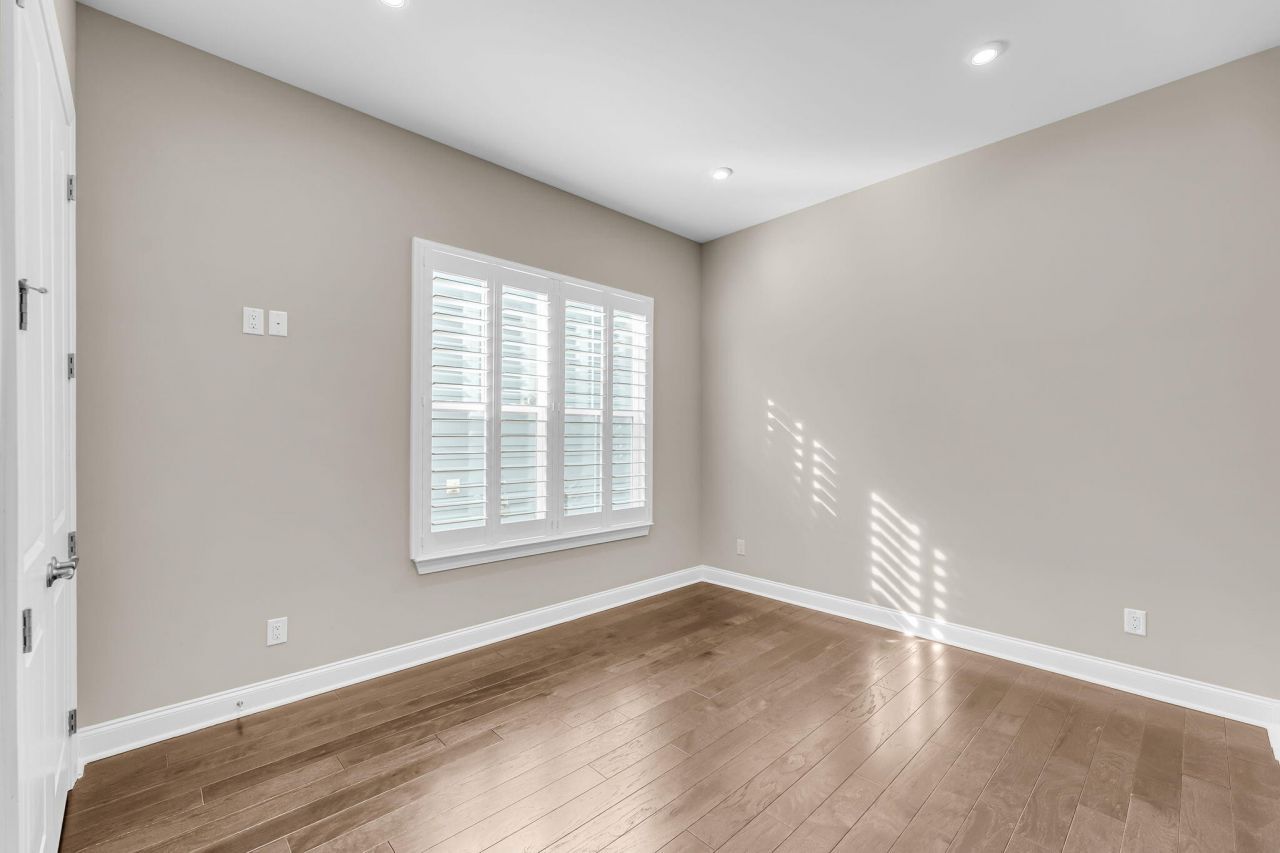 327 Tupelo Lake Drive Photo 10