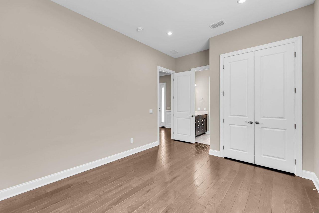 327 Tupelo Lake Drive Photo 11