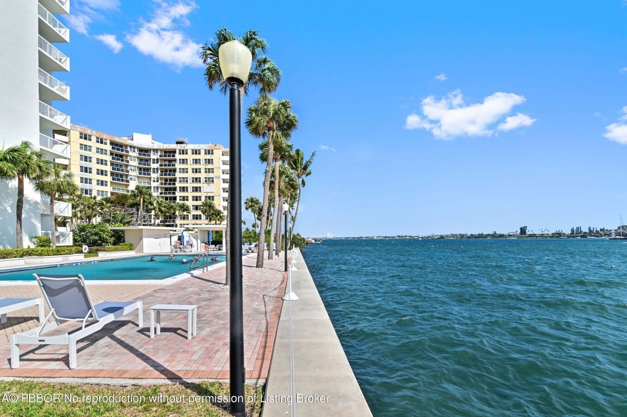 2600 N Flagler Drive, Unit 210, West Palm Beach, FL 33407 Photo