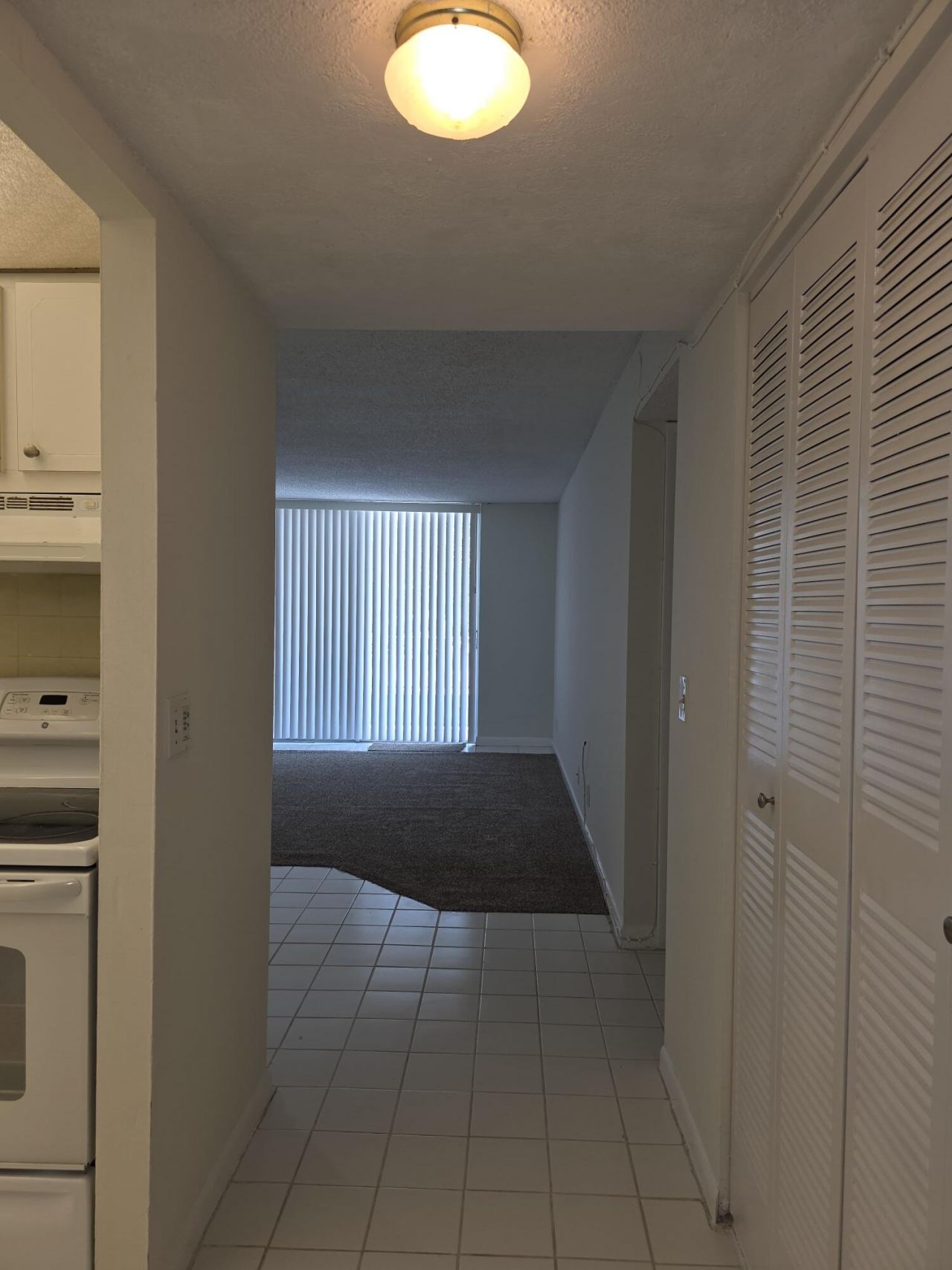470 Executive Center Drive, Unit 2k, West Palm Beach, FL 33401 Photo