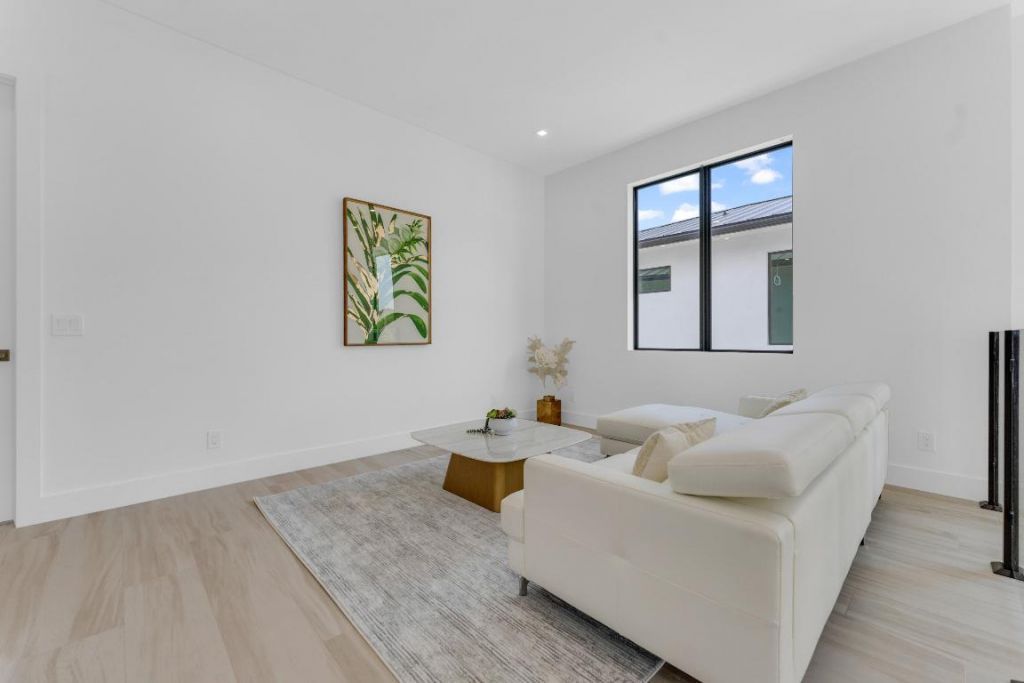 239 NE 11th Street, Delray Beach, FL 33444 Photo