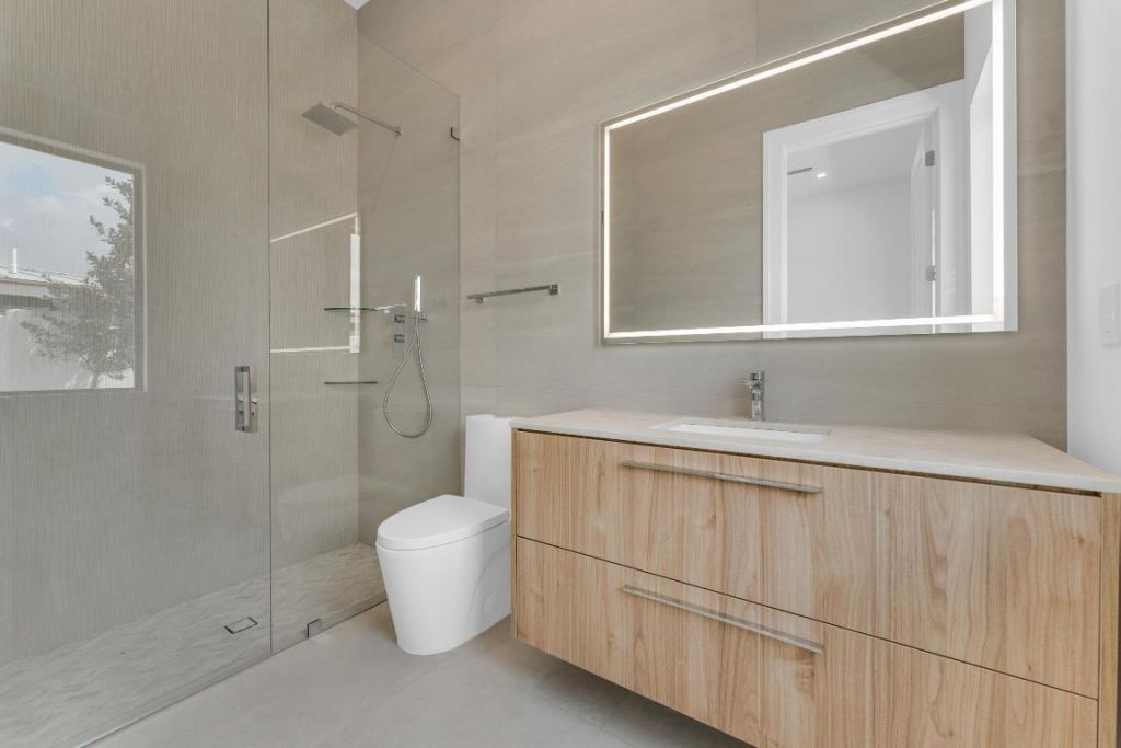 239 NE 11th Street, Delray Beach, FL 33444 Photo