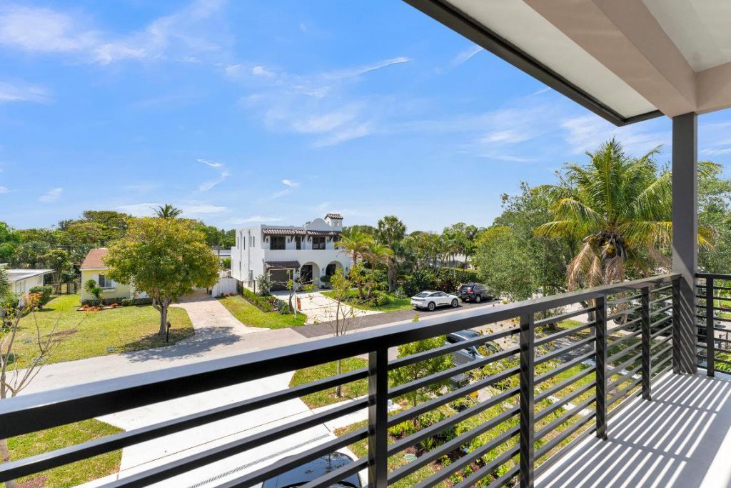 239 NE 11th Street, Delray Beach, FL 33444 Photo