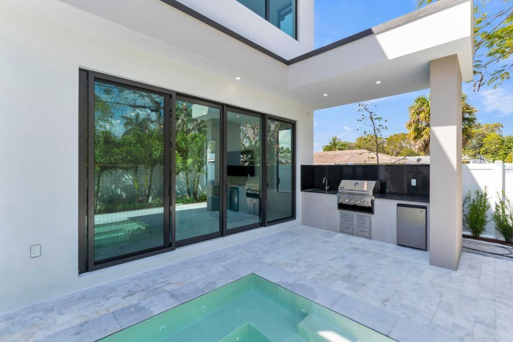 239 NE 11th Street, Delray Beach, FL 33444 Photo