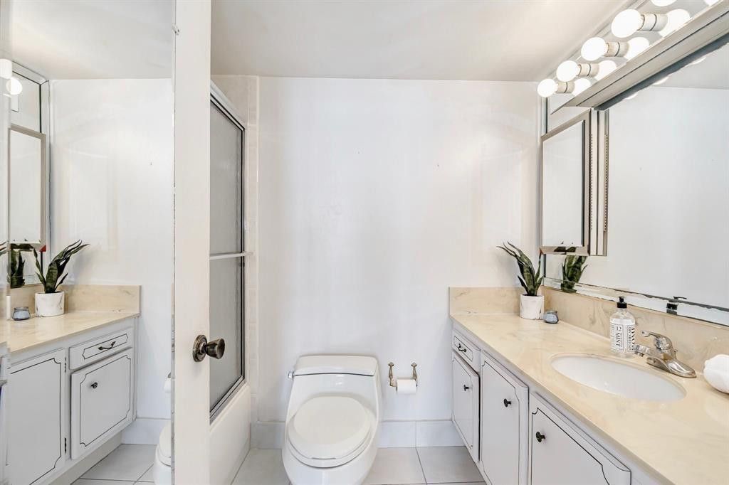 18031 Biscayne Boulevard, Unit 1104, Aventura, FL 33160 Photo