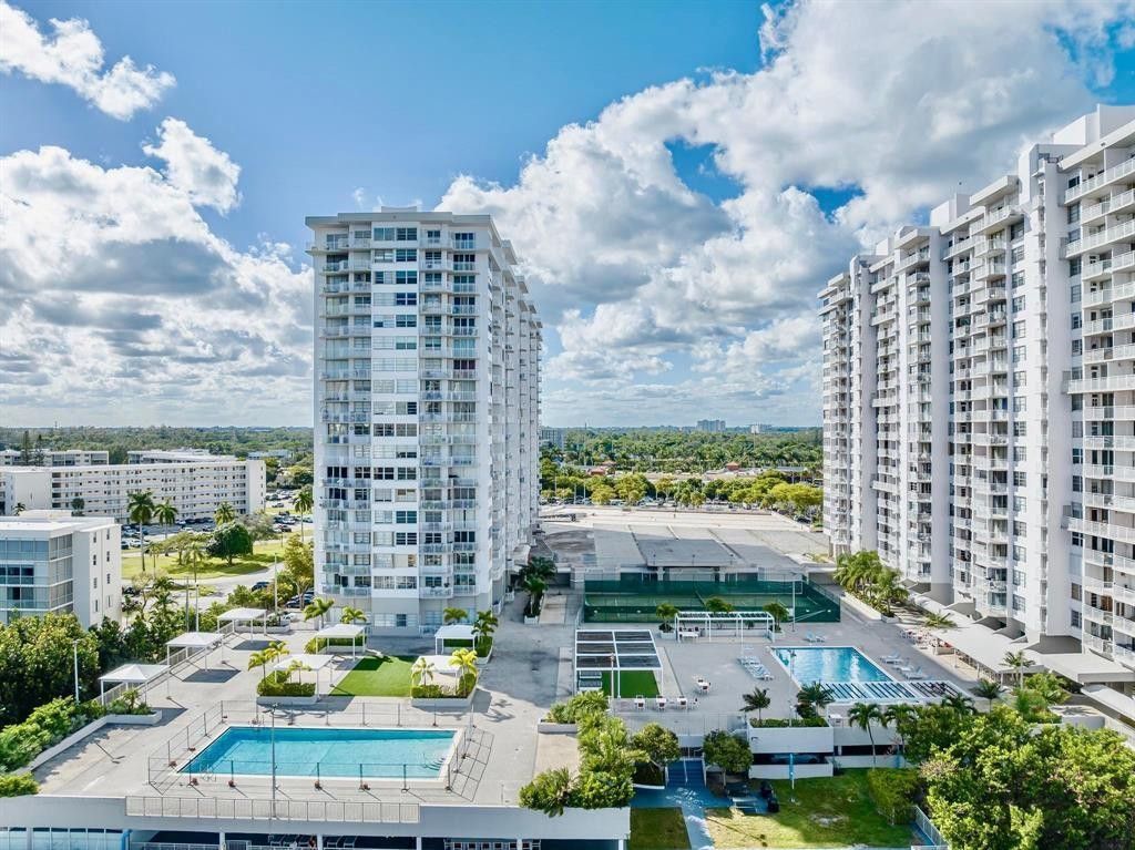 18031 Biscayne Boulevard, Unit 1104, Aventura, FL 33160 Photo