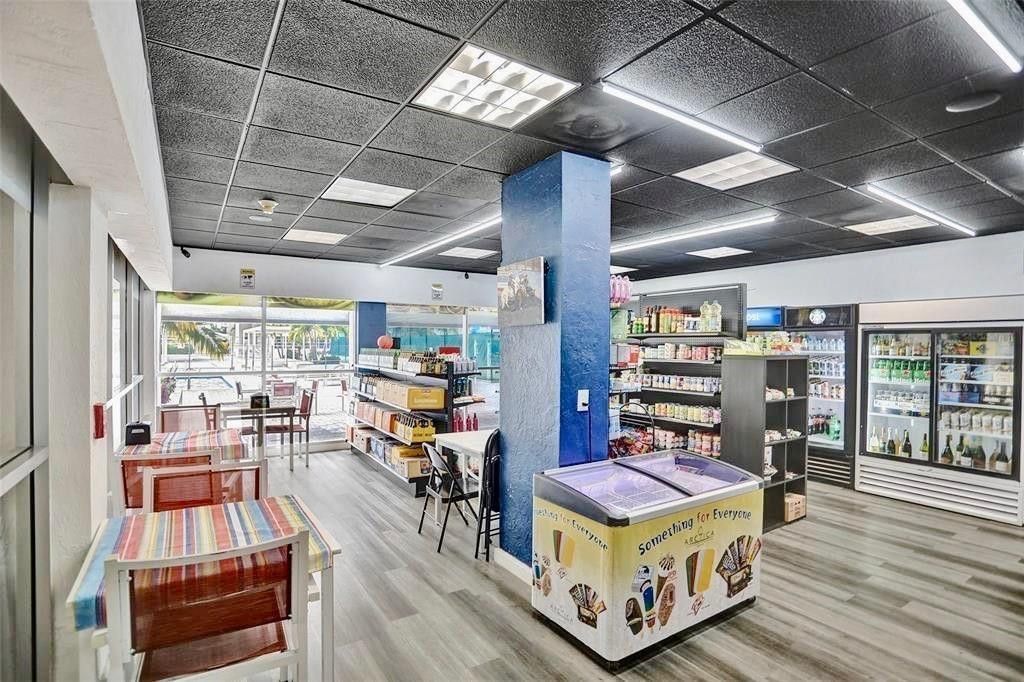 18031 Biscayne Boulevard, Unit 1104, Aventura, FL 33160 Photo