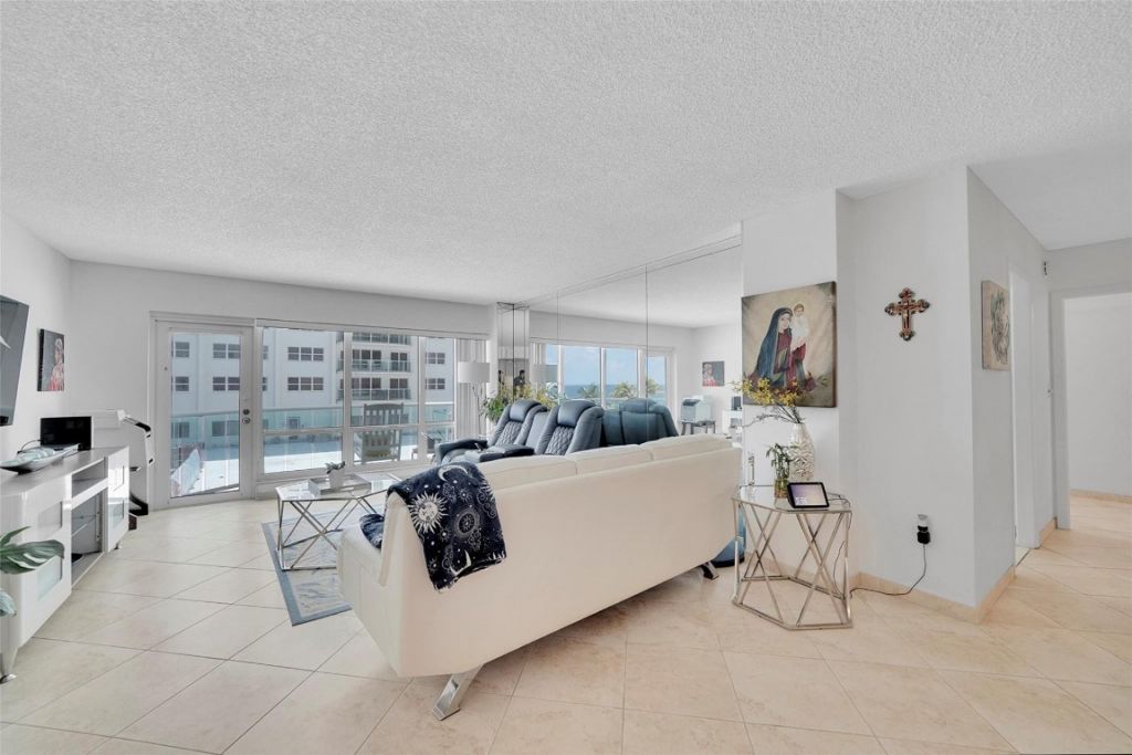 3410 Galt Ocean Dr, Unit 204N, Fort Lauderdale, FL 33308 Photo