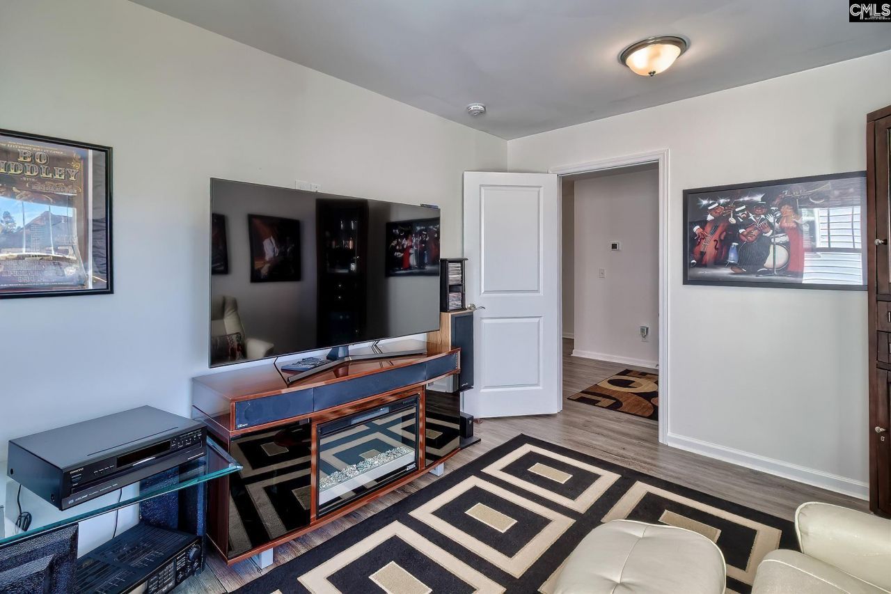 113 Mill Glen Drive Photo 28