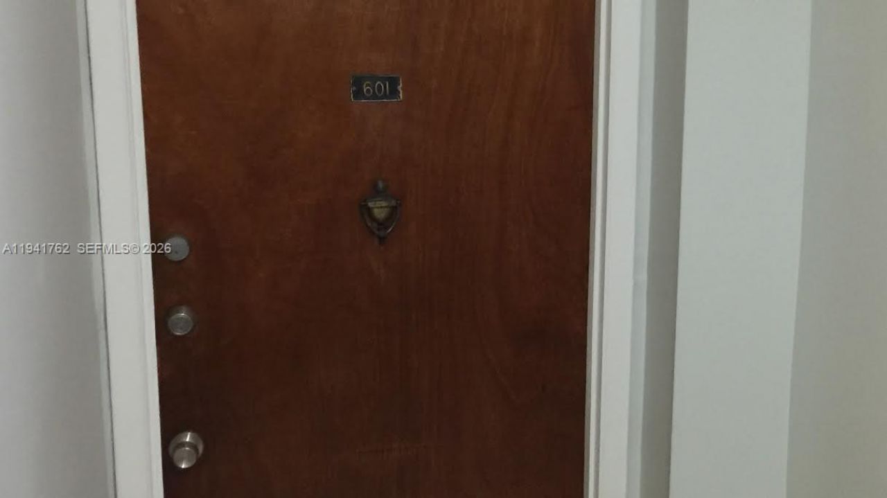 6855 Abbott Ave, Unit 601, Miami Beach, FL 33141 Photo