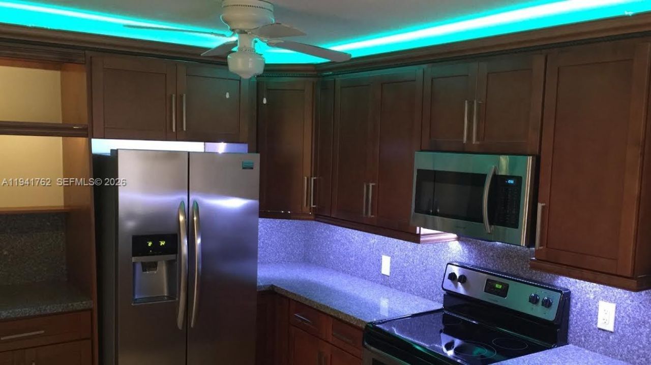 6855 Abbott Ave, Unit 601, Miami Beach, FL 33141 Photo