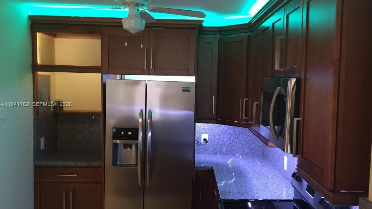 6855 Abbott Ave, Unit 601, Miami Beach, FL 33141 Photo