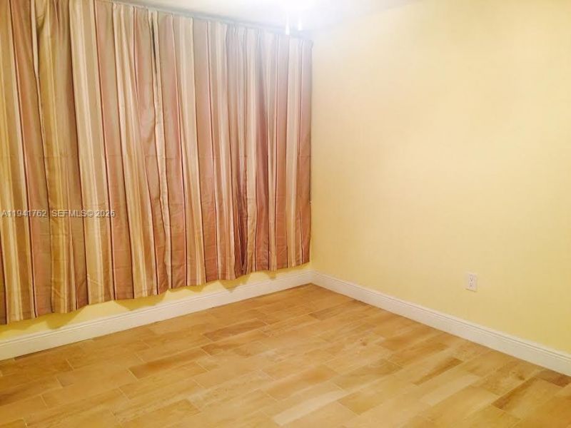 6855 Abbott Ave, Unit 601, Miami Beach, FL 33141 Photo