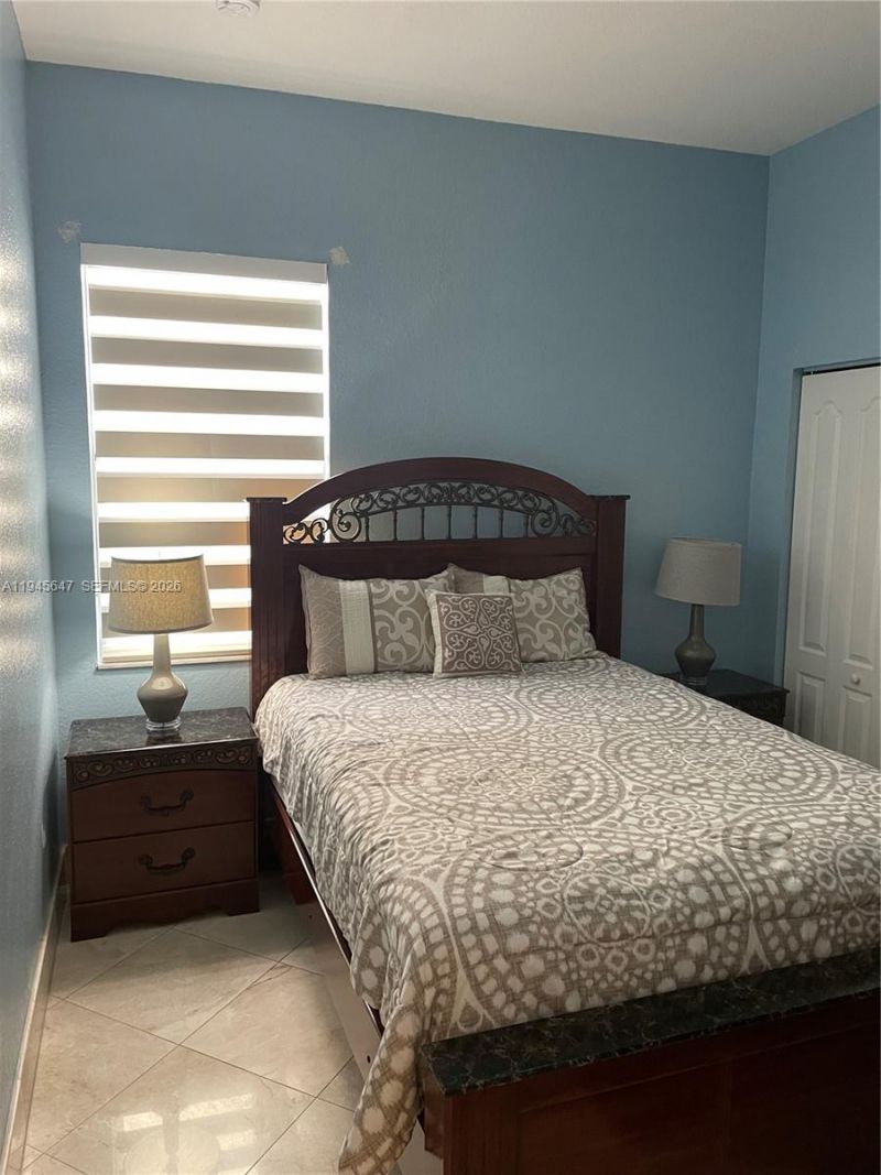 3725 NE 11th St, Homestead, FL 33033 Photo