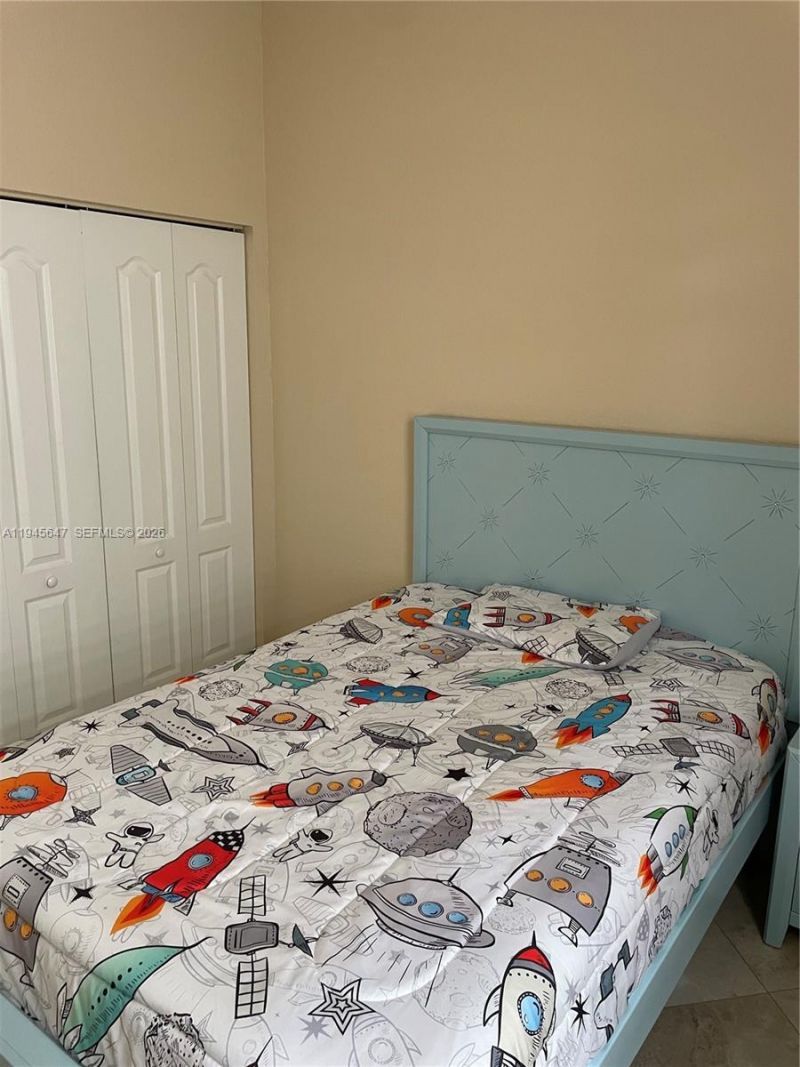 3725 NE 11th St, Homestead, FL 33033 Photo